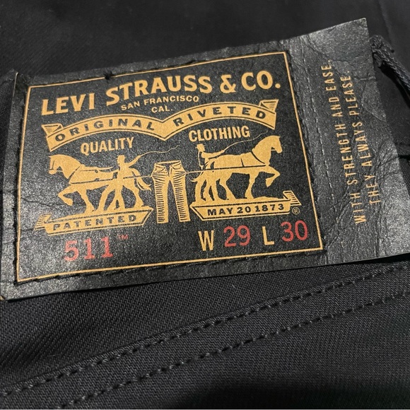 Levi’s 511 NWT Black Straight Leg Black Label Dark Wash Size 29x30￼ - Picture 6 of 9